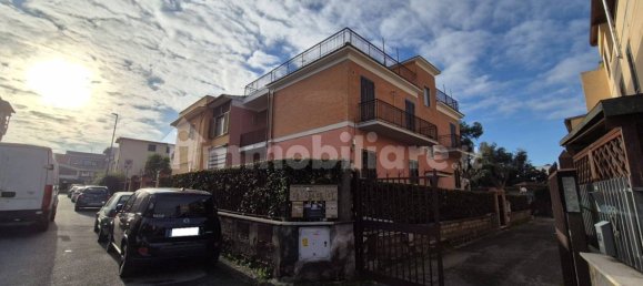 2 Schlafzimmer Wohnung in Rome, Italy, Nr. 320175 7