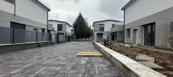 Villa de 4 divisões em Giussano, Italy N.º 33310 3