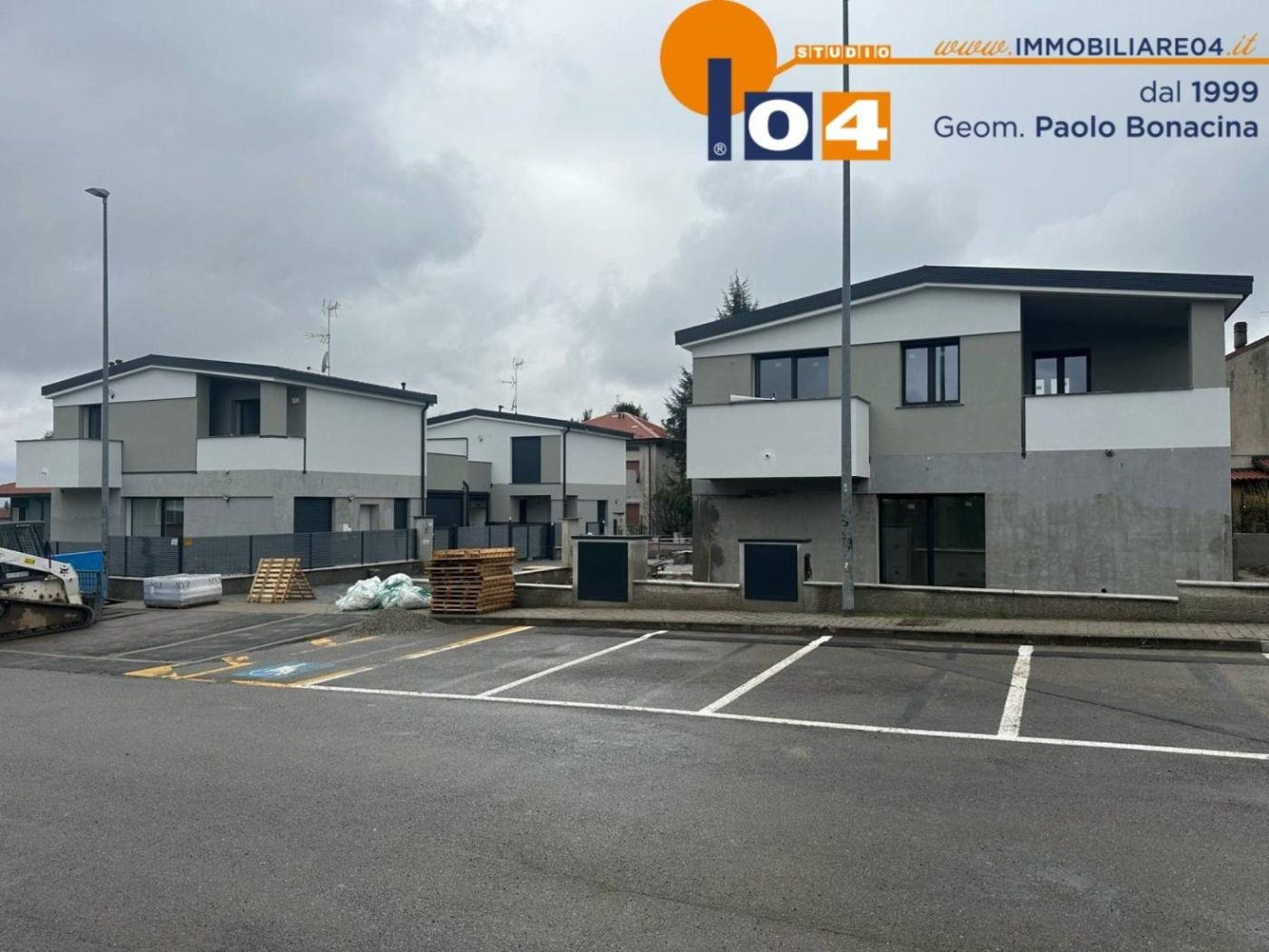 Villa de 4 divisões em Giussano, Italy N.º 33310