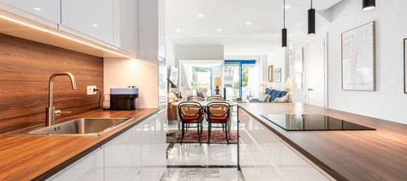 2 Schlafzimmer Doppelhaus in Marbella, Spain, Nr. 135655 10