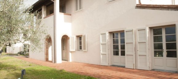 7 bedrooms Villa in Palaia, Italy No. 54572 2