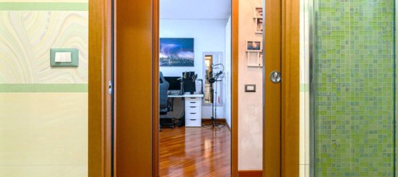 2 chambres Appartement à Rome, Italy No. 297917 11