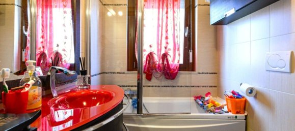 2 chambres Appartement à Rome, Italy No. 297917 3