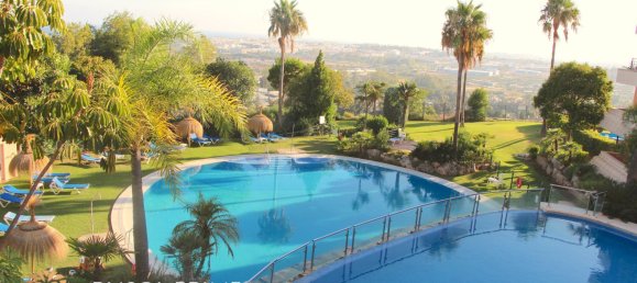 4 bedrooms Apartment in Marbella, Spain No. 5390 14