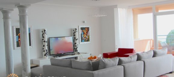 4 bedrooms Apartment in Marbella, Spain No. 5390 4