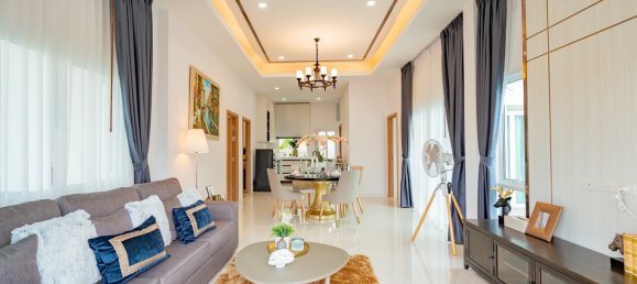 Café / restaurante T3 em Bang Lamung, Thailand N.º 1993 4