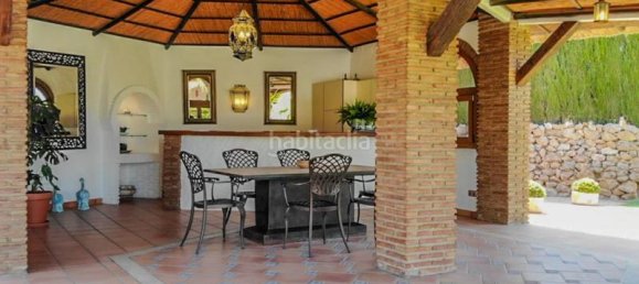 8 bedrooms House in Coin, Spain No. 78200 28