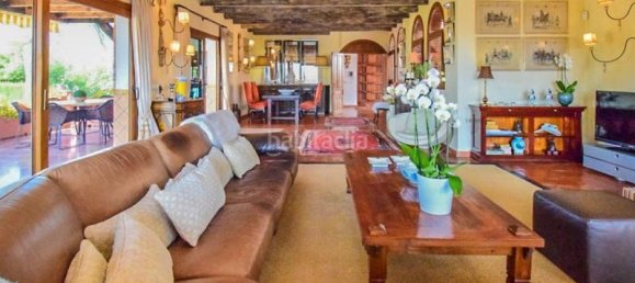 8 bedrooms House in Coin, Spain No. 78200 24