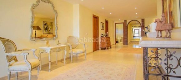 8 bedrooms House in Coin, Spain No. 78200 16