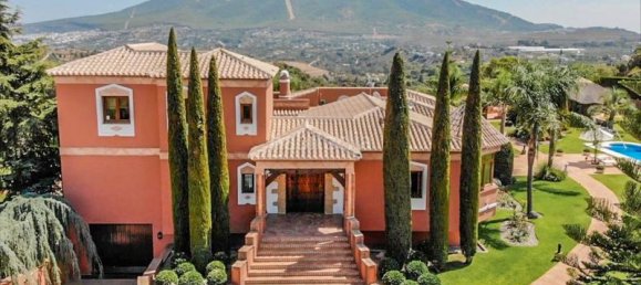 8 bedrooms House in Coin, Spain No. 78200 3