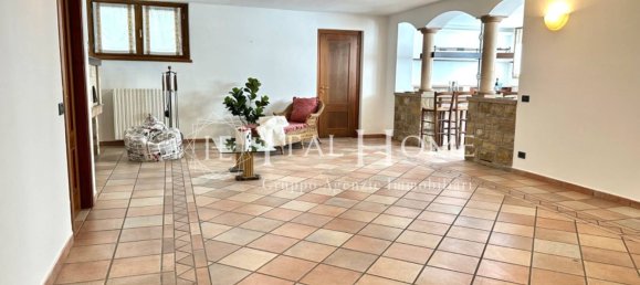 12 rooms Villa in Bergamo, Italy No. 2173 21
