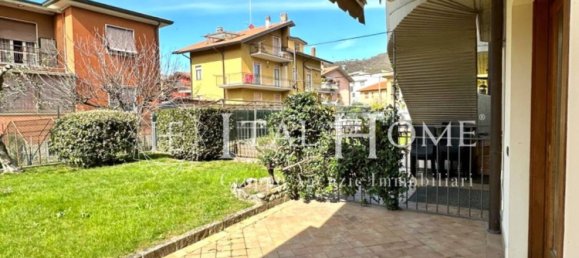 12 rooms Villa in Bergamo, Italy No. 2173 2
