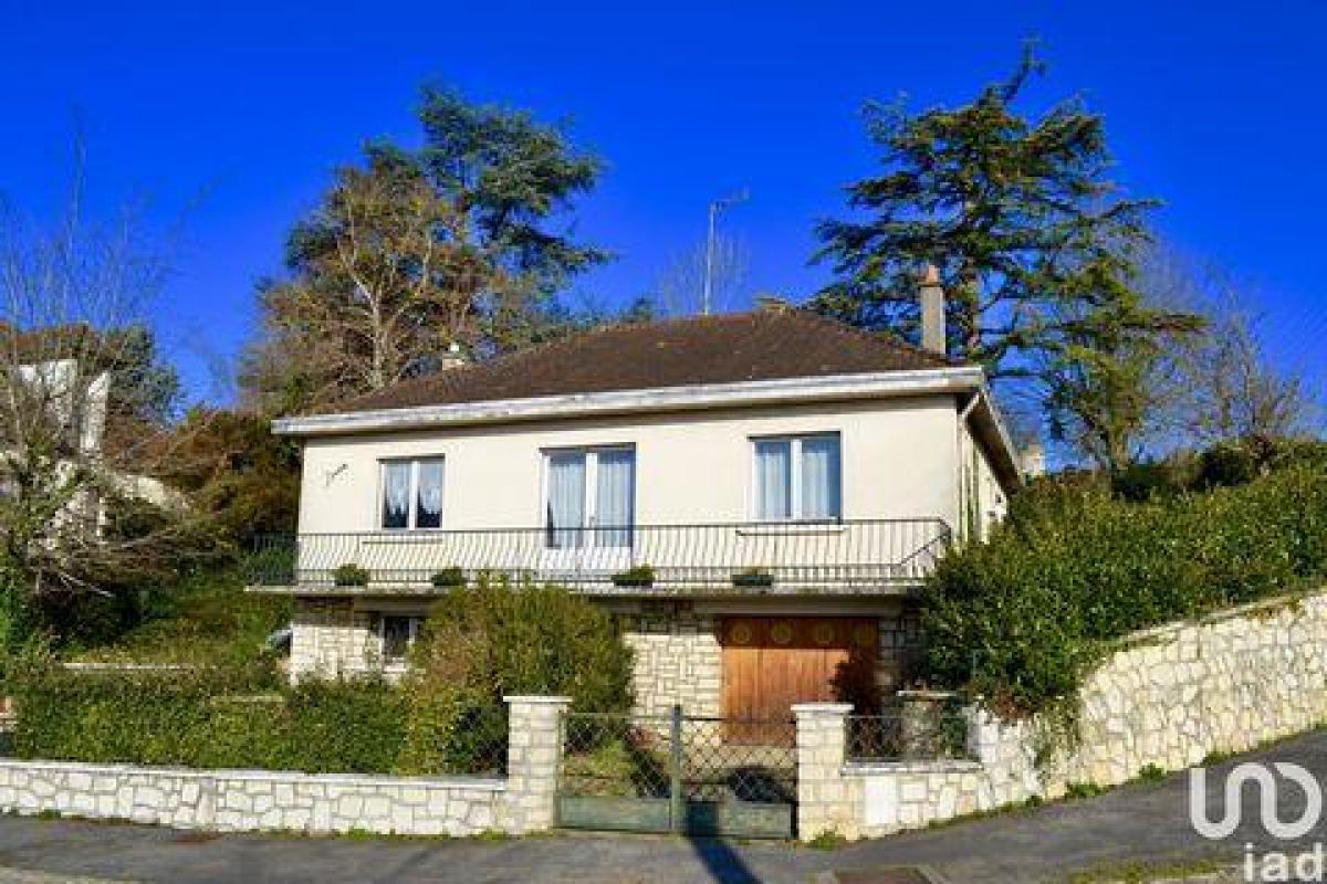 3 bedrooms House in Le Blanc, France No. 29045
