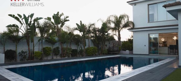 5 bedrooms Villa for sale in Oroklini, Larnaka, Cyprus № 173816 3
