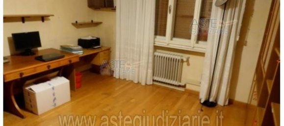 5 rooms Apartment in Gorizia, Italy No. 1899 5