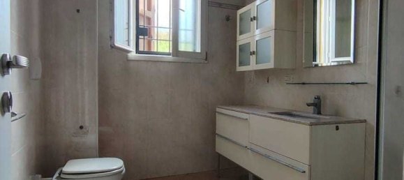 4 Schlafzimmer Wohnung in Budrio, Italy, Nr. 341171 11