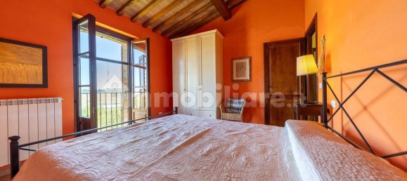 4 Schlafzimmer Haus in Castiglione del Lago, Italy, Nr. 126192 13