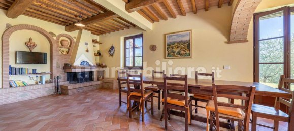 4 Schlafzimmer Haus in Castiglione del Lago, Italy, Nr. 126192 8