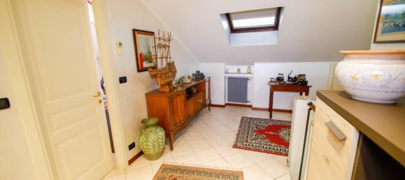 5 rooms Apartment in Turin, Italy No. 154251 29