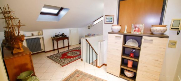 5 rooms Apartment in Turin, Italy No. 154251 30