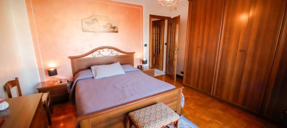 5 rooms Apartment in Turin, Italy No. 154251 14