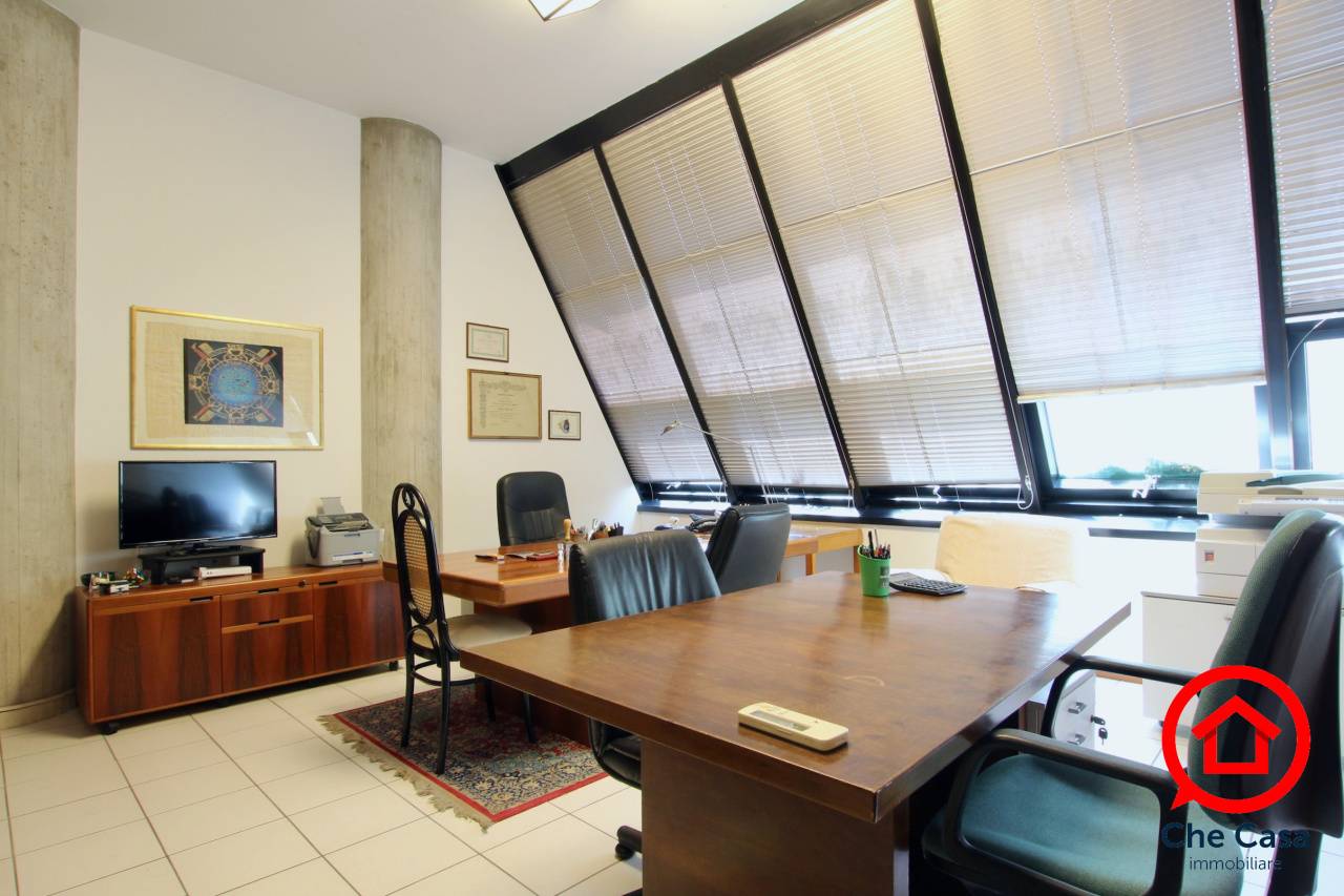 1 room Office in Cesena, Italy No. 87987