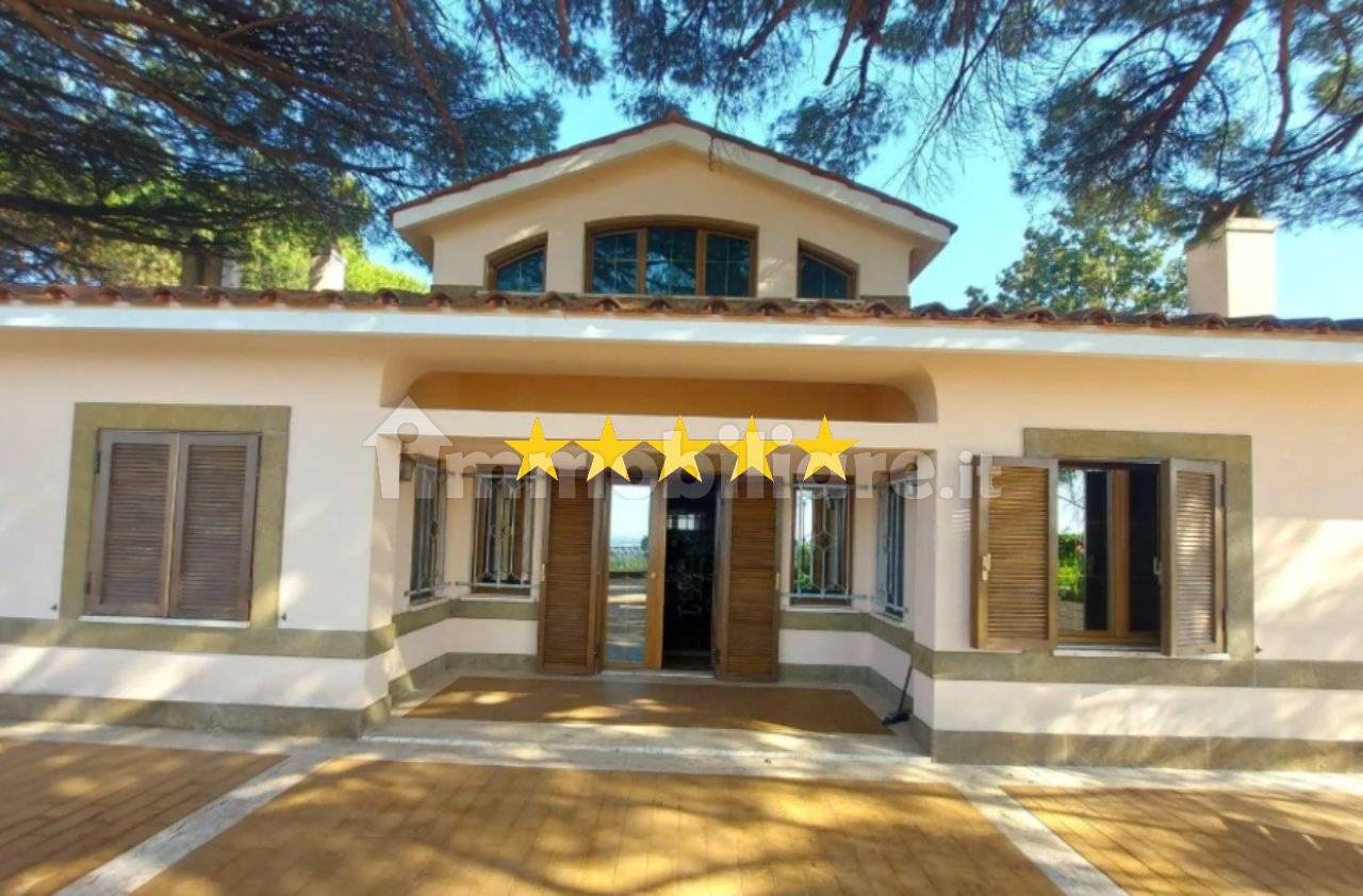 Villa de 6 dormitorios en Frascati, Italy No. 371867