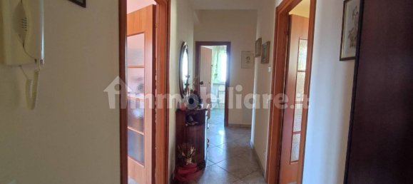 Apartamento de 2 dormitorios en L'Aquila, Italy No. 41843 9