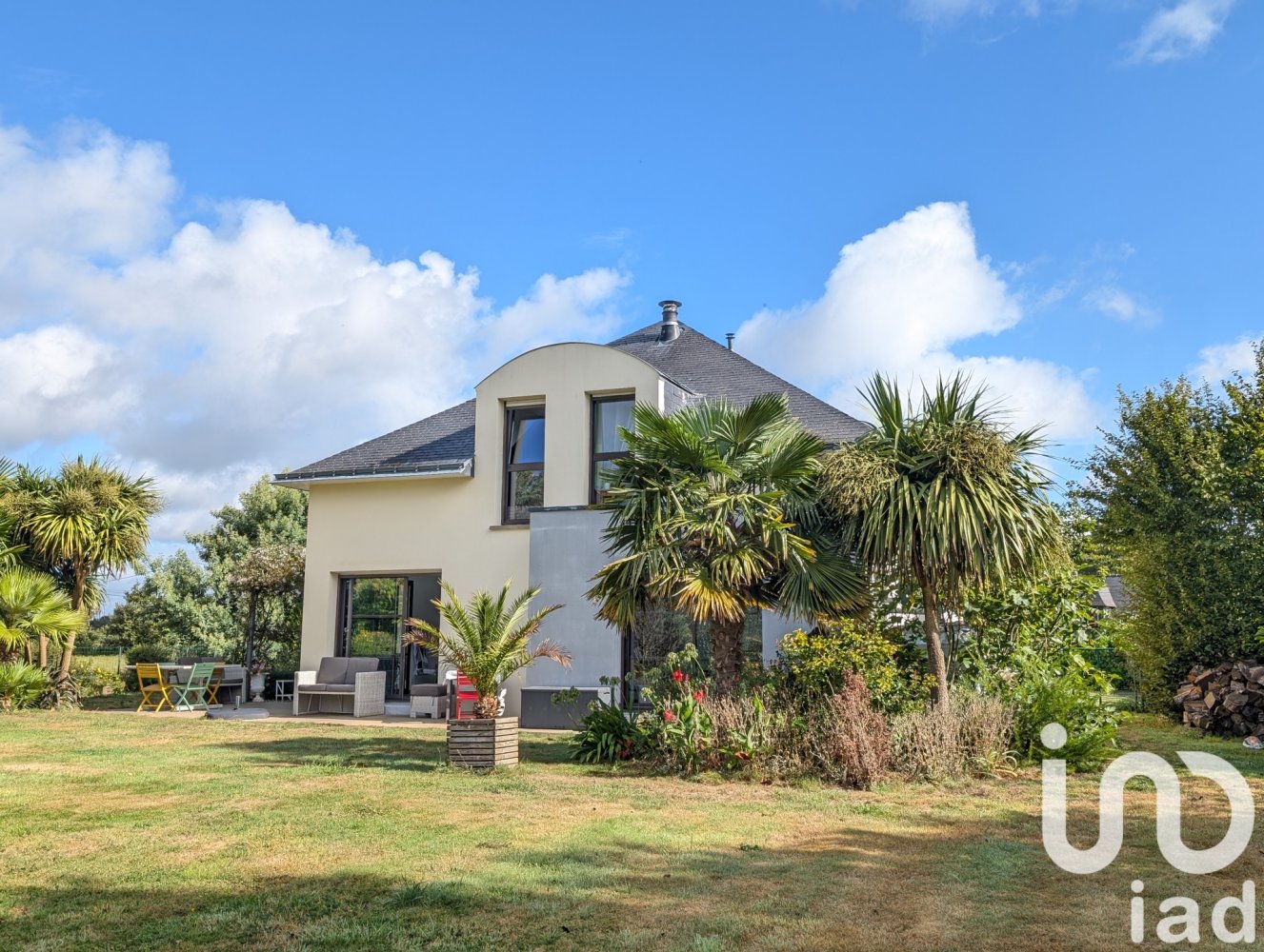 4 bedrooms House in Questembert, France No. 348958