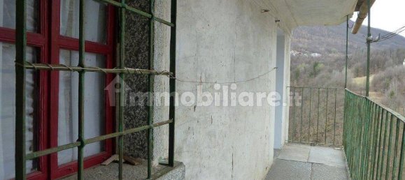 4 bedrooms House in Masera, Italy No. 178591 2