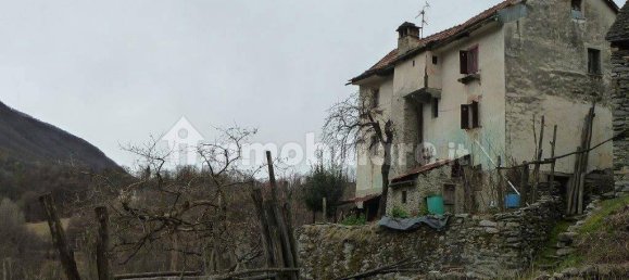 4 bedrooms House in Masera, Italy No. 178591 7