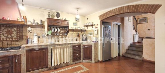 3 غرف نوم فيلا في Lastra a Signa, Italy رقم 111604 21