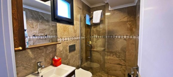 Villa 4+1 à Oludeniz, Turkey No. 9172 18