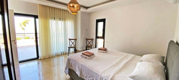 Villa 4+1 à Oludeniz, Turkey No. 9172 21