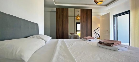 Villa 4+1 à Oludeniz, Turkey No. 9172 16