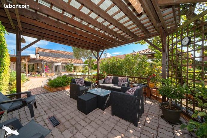 3 Schlafzimmer Haus in Tizac-de-Lapouyade, France, Nr. 276696