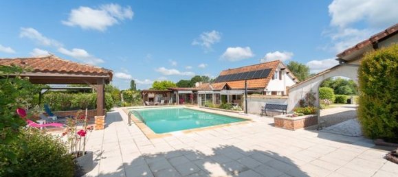 3 Schlafzimmer Haus in Tizac-de-Lapouyade, France, Nr. 276696 3