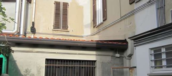 Apartamento de 2 divisões em Como, Italy N.º 8395 2