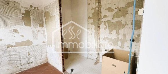 Imóvel comercial em Empoli, Italy 60 m² N.º 318180 12