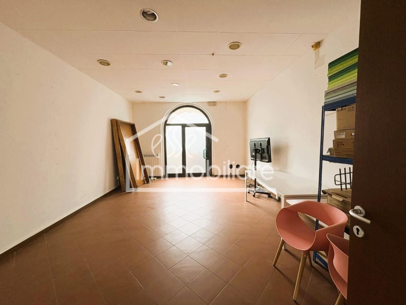 Imóvel comercial em Empoli, Italy 60 m² N.º 318180