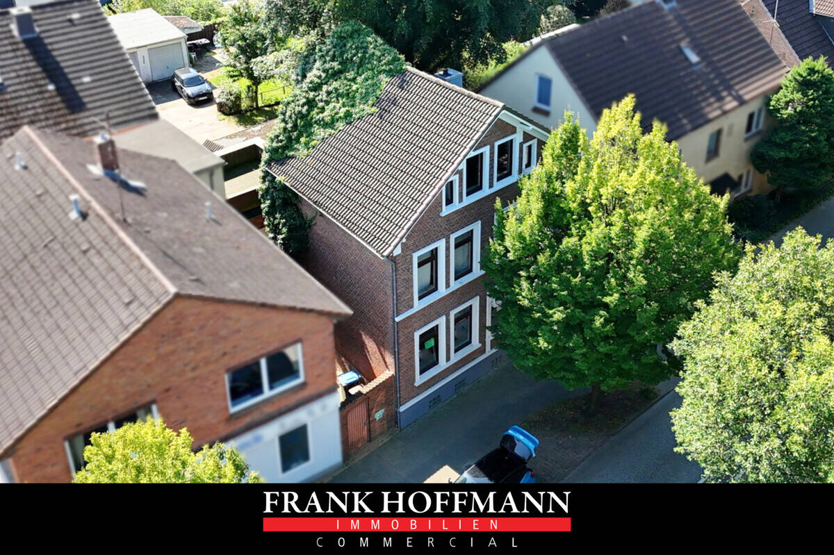  Building in Steinburg, Germany No. 296187