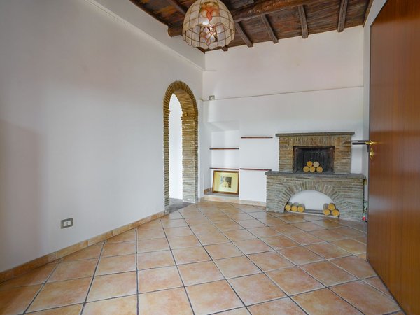 2غرفة شقة في Vignanello, Italy رقم 108862