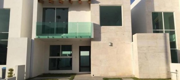 3 bedrooms House in Puebla, Mexico No. 187615 2