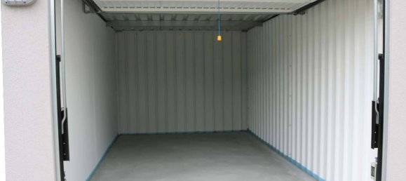 Estacionamiento en Gotha, Germany No. 44632 9