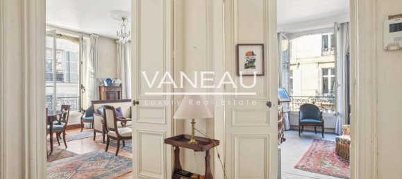 2 bedrooms Apartment in Paris, France No. 135677 3