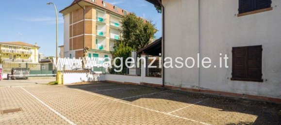 3-salle Maison à Comacchio, Italy No. 118342 2