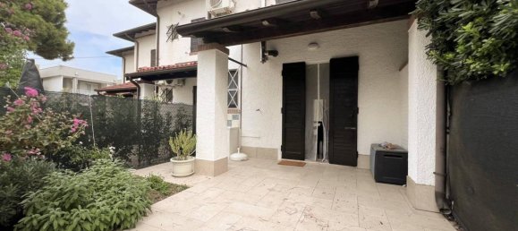 3-salle Maison à Comacchio, Italy No. 118342 24