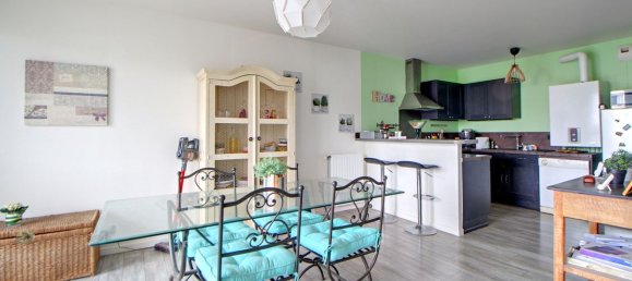 3 bedrooms Apartment in Ecquevilly, France No. 172974 3