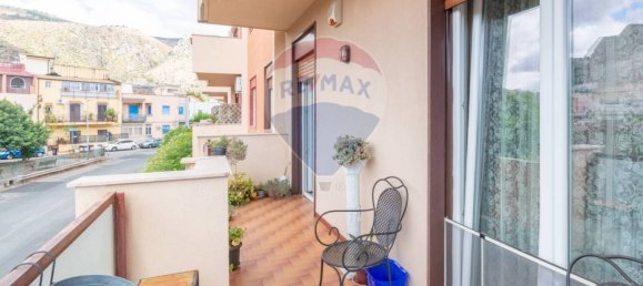 3 Schlafzimmer Wohnung in Palermo, Italy, Nr. 291405 15