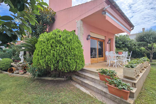 Villa de 4 dormitorios en Roses, Spain No. 179646